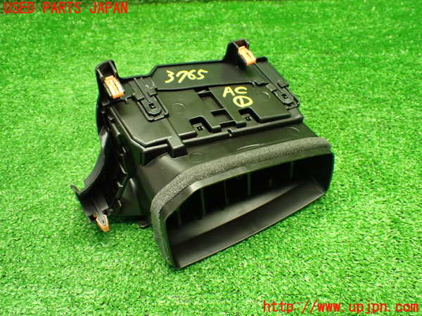 1UPJ-9237657526]カローラ ツーリング ハイブリッド(ZWE219W)エアコン吹き出し口1 (右) 中古_3