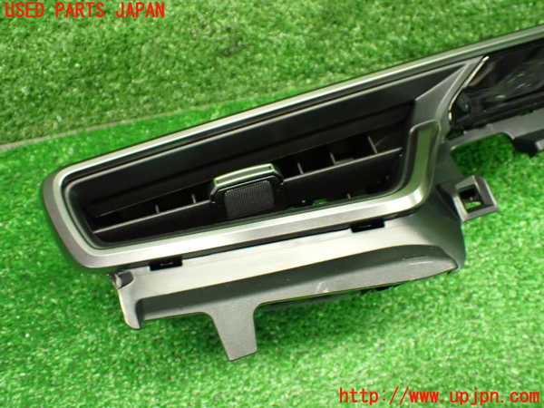 1UPJ-9237657527]カローラ ツーリング ハイブリッド(ZWE219W)エアコン吹き出し口2 (左) 中古_2