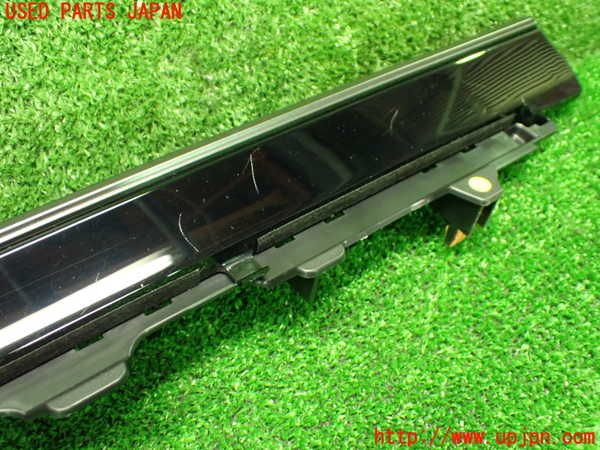 1UPJ-9237657527]カローラ ツーリング ハイブリッド(ZWE219W)エアコン吹き出し口2 (左) 中古_3