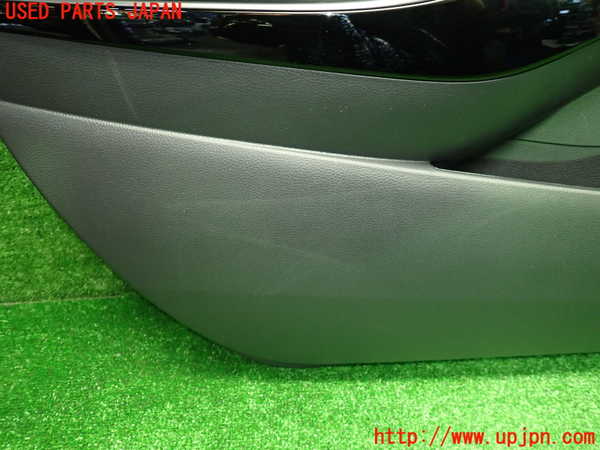 1UPJ-9237651264]カローラ ツーリング ハイブリッド(ZWE219W)左前ドア内張り 中古_3