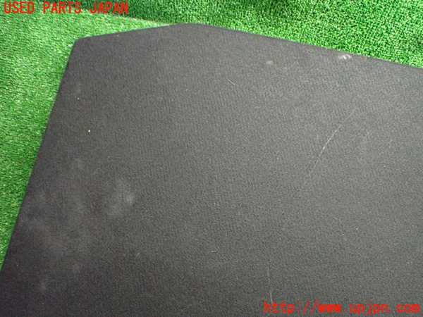 1UPJ-9237657771]カローラ ツーリング ハイブリッド(ZWE219W)ラゲッジトレイ1 中古_2