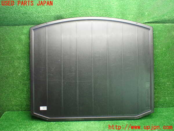 1UPJ-9237657771]カローラ ツーリング ハイブリッド(ZWE219W)ラゲッジトレイ1 中古_4