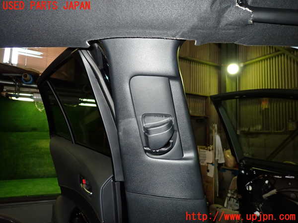 1UPJ-9237657670]カローラ ツーリング ハイブリッド(ZWE219W)左センターピラートリム 中古_2