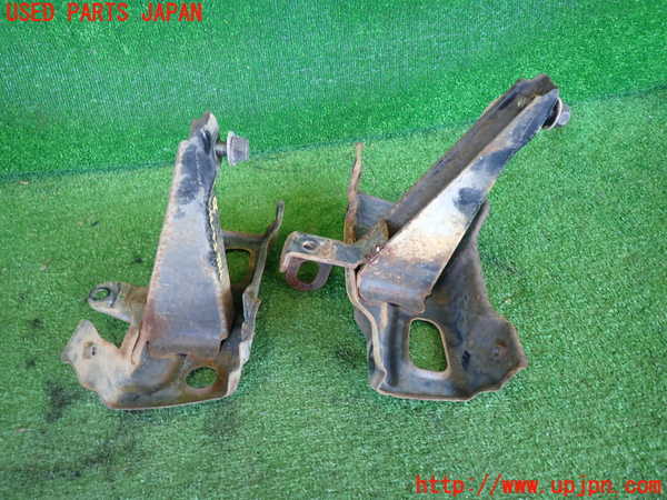2UPJ-9237661014]スターレット(EP71)フロントバンパーホースメント 中古_4