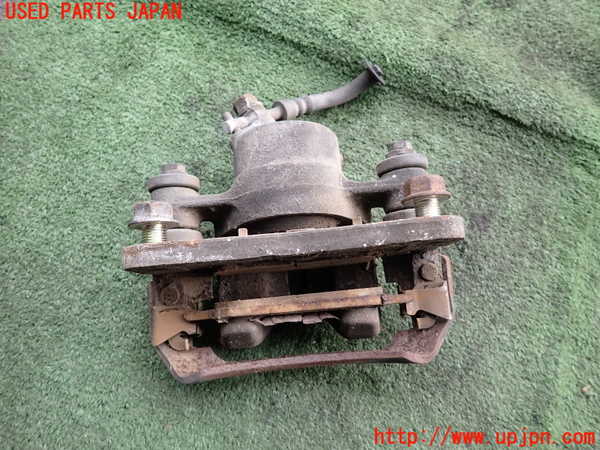 2UPJ-9237664080]スターレット(EP71)右フロントキャリパー 中古_2