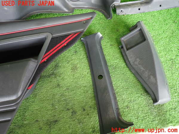 2UPJ-9237667675]スターレット(EP71)右リアピラートリム 中古_4