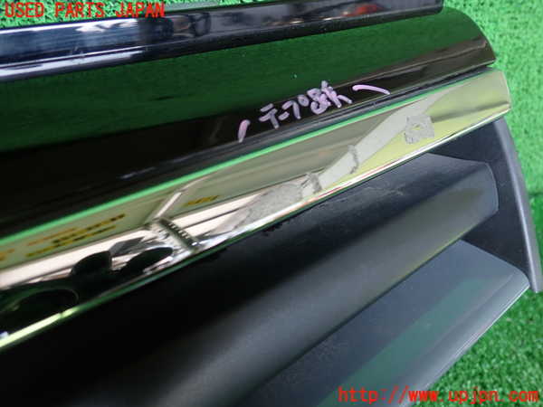 2UPJ-9237671050]ルノー・カングー(KWH5F)ラジエターグリル 中古_4