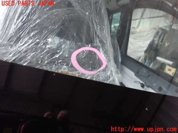 2UPJ-9237671195]ルノー・カングー(KWH5F)フロントガラス 中古(43R-001585 M1250)_2