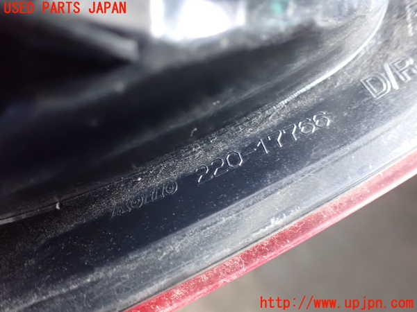 2UPJ-9237671530]ルノー・カングー(KWH5F)右テールランプ 中古_3