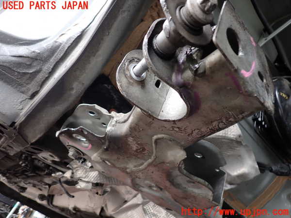 2UPJ-9237675285]ルノー・カングー(KWH5F)フロントメンバー 中古_3