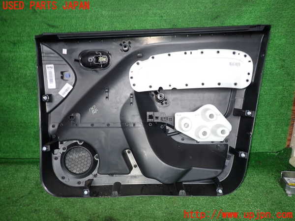 2UPJ-9237671264]ルノー・カングー(KWH5F)左前ドア内張り 中古_3