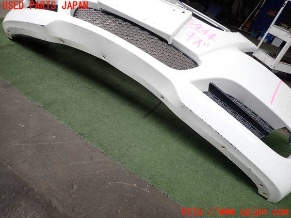 2UPJ-9237681010]BMW 320i ツーリング(US20)フロントバンパー 中古_3
