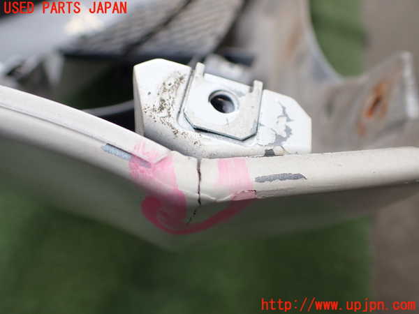 2UPJ-9237681010]BMW 320i ツーリング(US20)フロントバンパー 中古_5