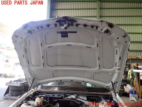 2UPJ-9237681060]BMW 320i ツーリング(US20)ボンネットフード 中古_4