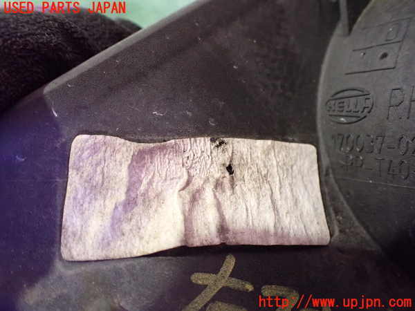 2UPJ-9237681180]BMW 320i ツーリング(US20)右フォグ 中古_4