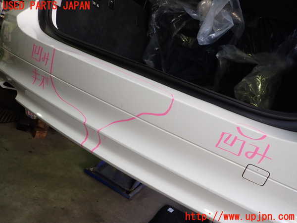 2UPJ-9237681610]BMW 320i ツーリング(US20)リアバンパー 中古_3