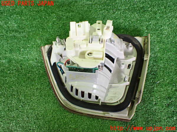 2UPJ-9237681552]BMW 320i ツーリング(US20)左リアフィニッシャー 中古_2