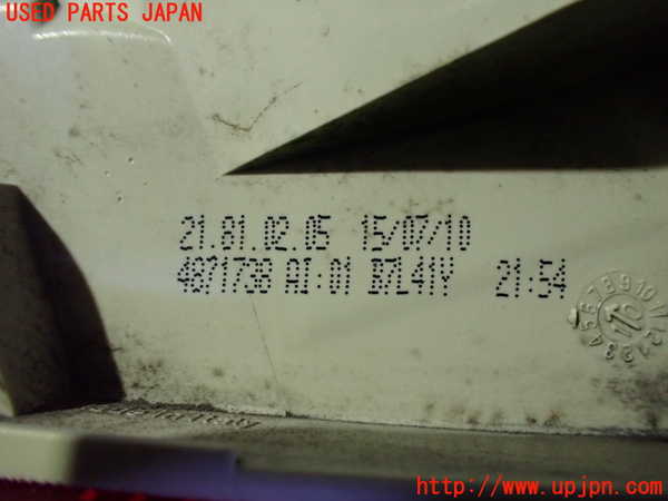 2UPJ-9237681530]BMW 320i ツーリング(US20)右テールランプ 中古_3