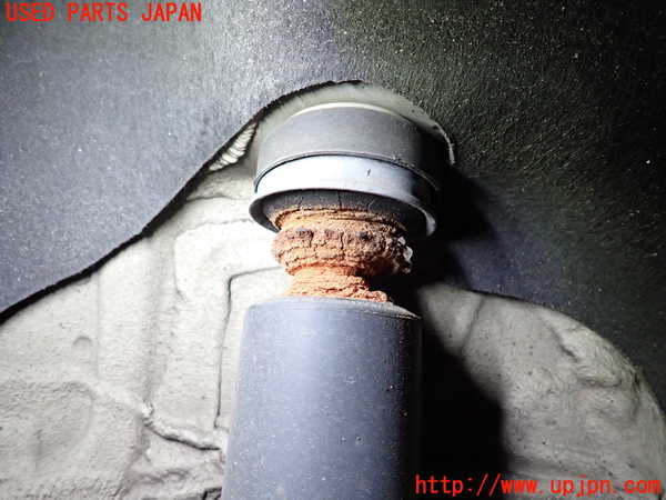 2UPJ-9237685075]BMW 320i ツーリング(US20)左リアショックアブソーバー 中古_2