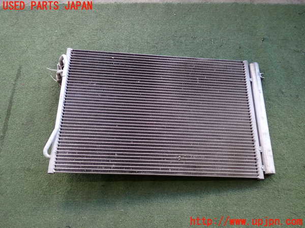 2UPJ-9237686031]BMW 320i ツーリング(US20)エアコンコンデンサー1 中古_3