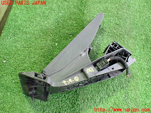 2UPJ-9237686381]BMW 320i ツーリング(US20)センサー1 中古_3