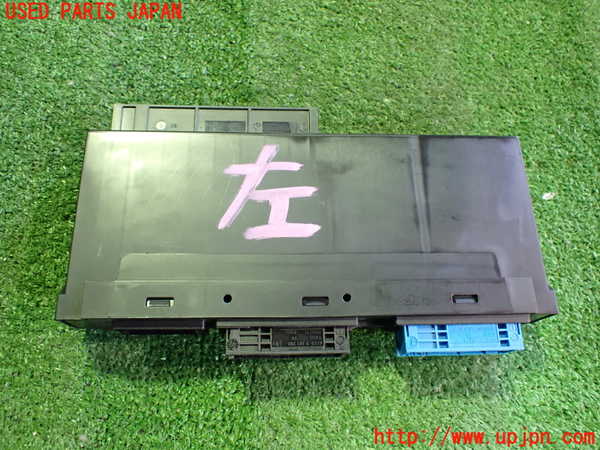 2UPJ-9237686147]BMW 320i ツーリング(US20)コンピューター2 中古_2