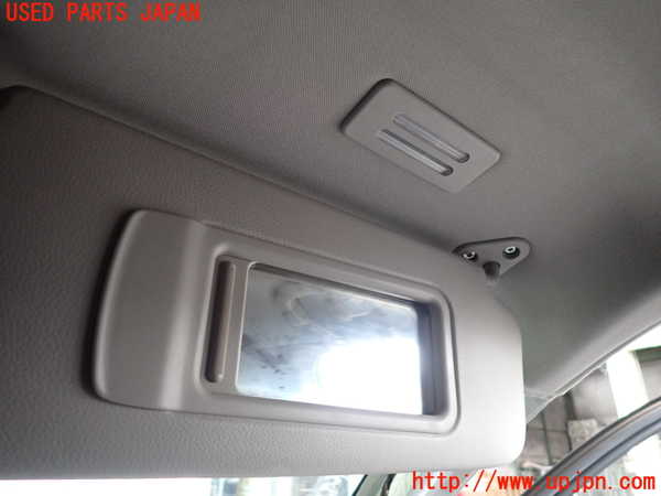2UPJ-9237687625]BMW 320i ツーリング(US20)室内サンバイザー右側 中古_3