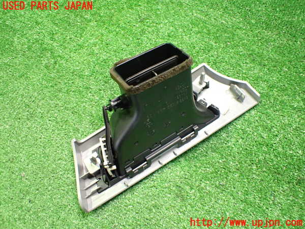 2UPJ-9237687527]BMW 320i ツーリング(US20)エアコン吹き出し口2 (右) 中古_3