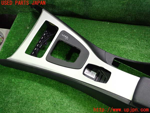 2UPJ-9237687540]BMW 320i ツーリング(US20)センターコンソール 中古_3