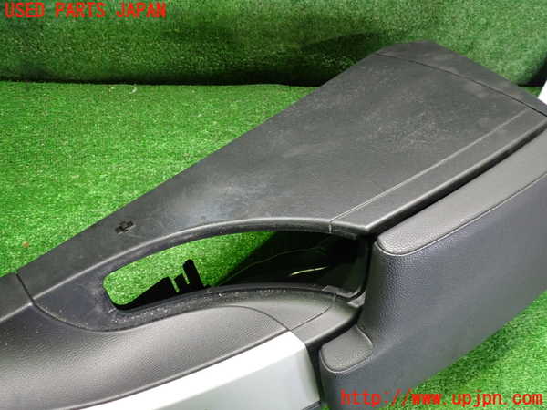2UPJ-9237687540]BMW 320i ツーリング(US20)センターコンソール 中古_4