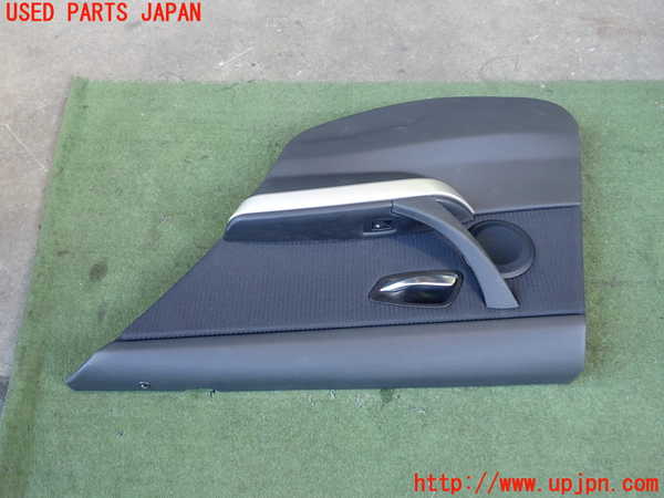 2UPJ-9237681294]BMW 320i ツーリング(US20)右後ドア内張り 中古_2
