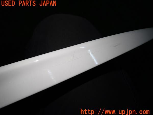 3UPJ=9237690057]BMW アクティブハイブリッド3 ラグジュアリー(3F30 F30)社外 トランクスポイラー リアスポイラー 中古_4