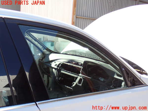 2UPJ-9237691230]BMW アクティブハイブリッド3(AH3)(3F30)右前ドア (43R-001735) 中古 (F30)_2