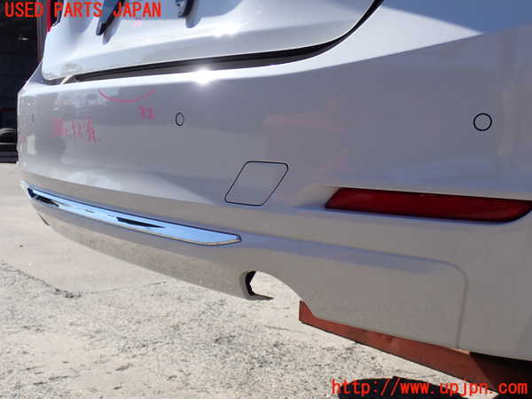 2UPJ-9237691610]BMW アクティブハイブリッド3(AH3)(3F30)リアバンパー 中古 (F30)_3