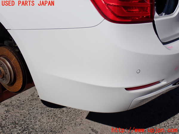 2UPJ-9237691610]BMW アクティブハイブリッド3(AH3)(3F30)リアバンパー 中古 (F30)_4