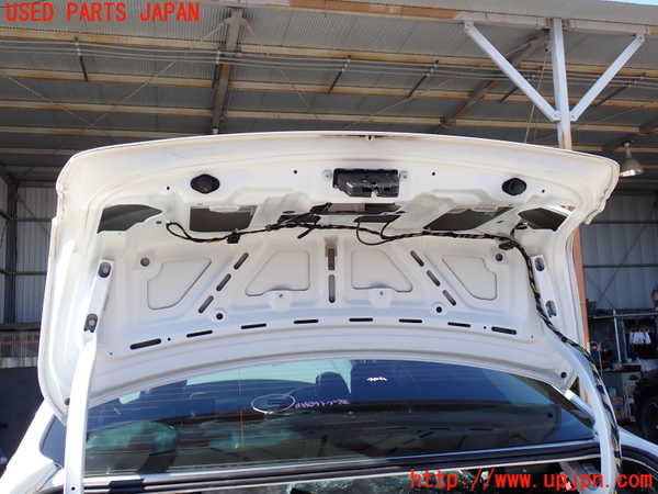2UPJ-9237691500]BMW アクティブハイブリッド3(AH3)(3F30)トランク 中古 (F30)_5