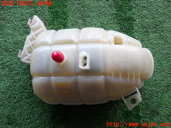 2UPJ-9237692410]BMW アクティブハイブリッド3(AH3)(3F30)ラジエータータンク 中古 (F30)_2