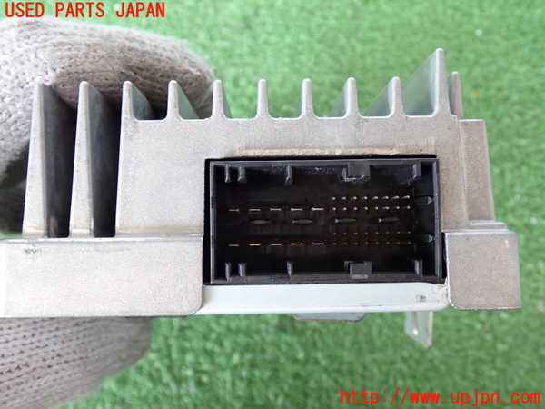 2UPJ-9237696525]BMW アクティブハイブリッド3(AH3)(3F30)アンプ 中古 (F30)_2