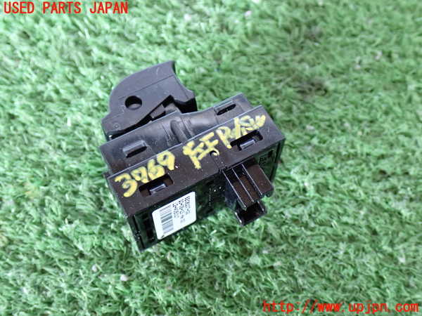 2UPJ-9237696245]BMW アクティブハイブリッド3(AH3)(3F30)左前パワーウィンドウスイッチ 中古 (F30)_2