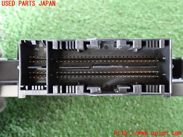 2UPJ-9237696147]BMW アクティブハイブリッド3(AH3)(3F30)コンピューター2 中古 (F30)_2