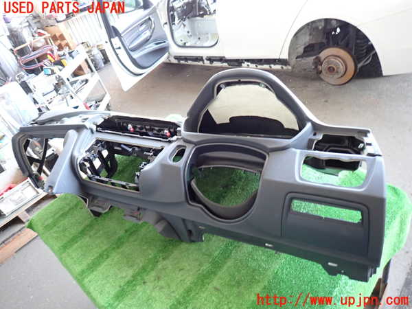 2UPJ-9237697505]BMW アクティブハイブリッド3(AH3)(3F30)ダッシュボード 中古 (F30)_2