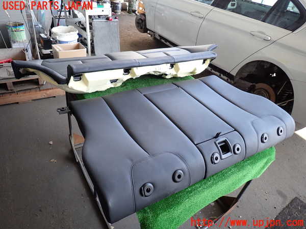 2UPJ-9237697385]BMW アクティブハイブリッド3(AH3)(3F30)リアシート 中古 (F30)_2