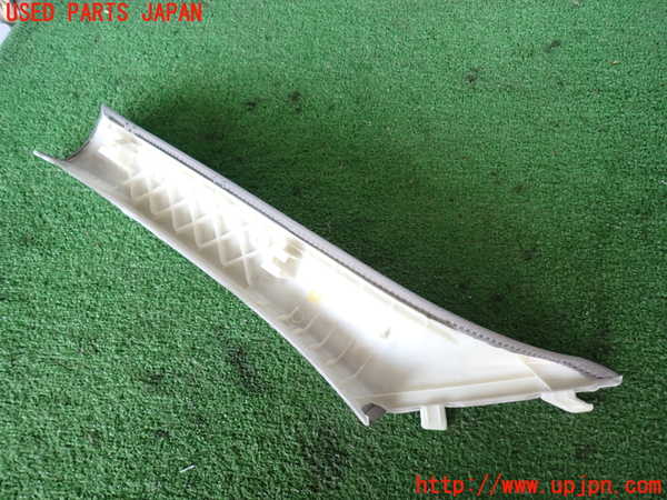 2UPJ-9237697655]BMW アクティブハイブリッド3(AH3)(3F30)右フロントピラートリム 中古 (F30)_4