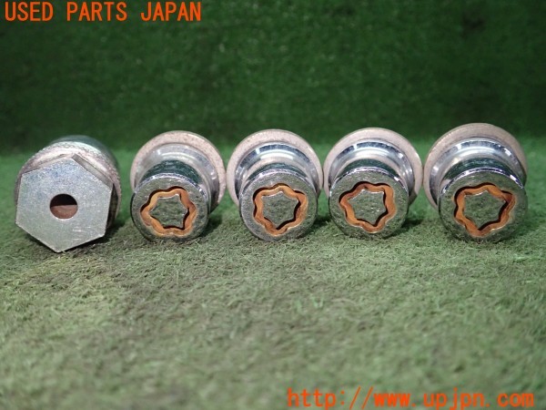 3UPJ=9237700968]アルテッツァ AS200 Lエディション(GXE10)前期 純正オプション 08456-00060 McGARD ホイールロックナット M12×P1.5 中古_4