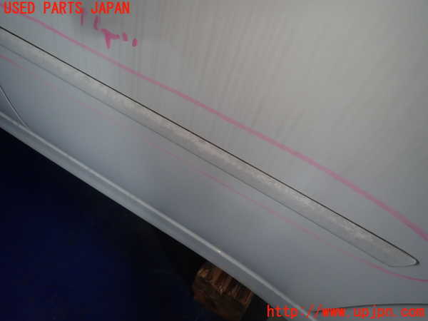 1UPJ-9237701320]アルテッツァ(GXE10)左後ドア 中古 ASAHI M3Yb 43R-003021_2