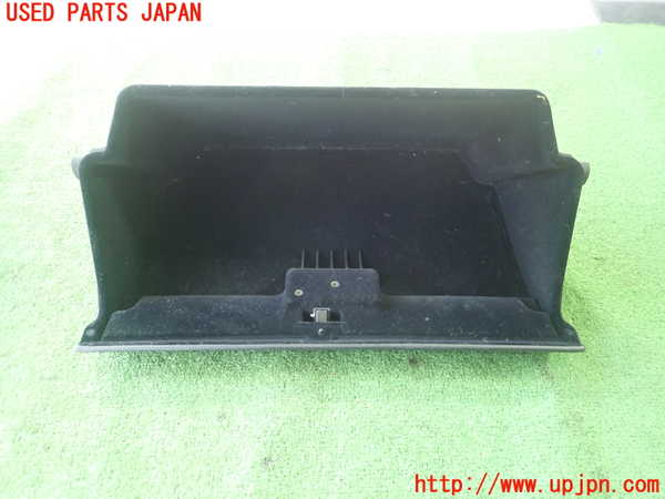 1UPJ-9237707516]アルテッツァ(GXE10)グローブボックス1 中古_2