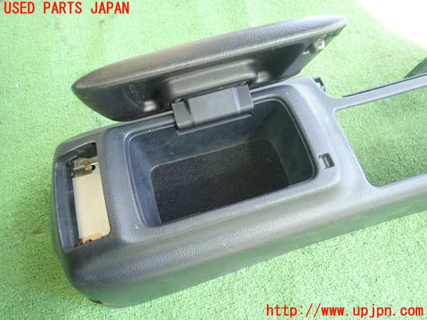 1UPJ-9237707540]アルテッツァ(GXE10)センターコンソール 中古_3