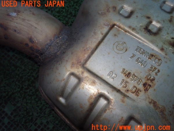 3UPJ=9237710152]BMW X1 xDrive 20i xライン(VL20 E84)後期 純正 マフラー 2分割カット 中古_5