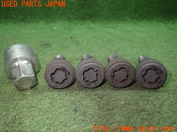 3UPJ=9237710968]BMW X1 xDrive 20i xライン(VL20 E84)後期 純正 36132453959 ホイールロックボルト M12×P1.5 キー番号付き 中古_2