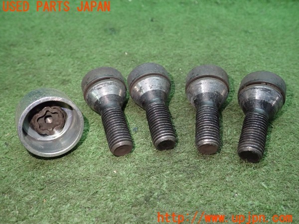 3UPJ=9237710968]BMW X1 xDrive 20i xライン(VL20 E84)後期 純正 36132453959 ホイールロックボルト M12×P1.5 キー番号付き 中古_3